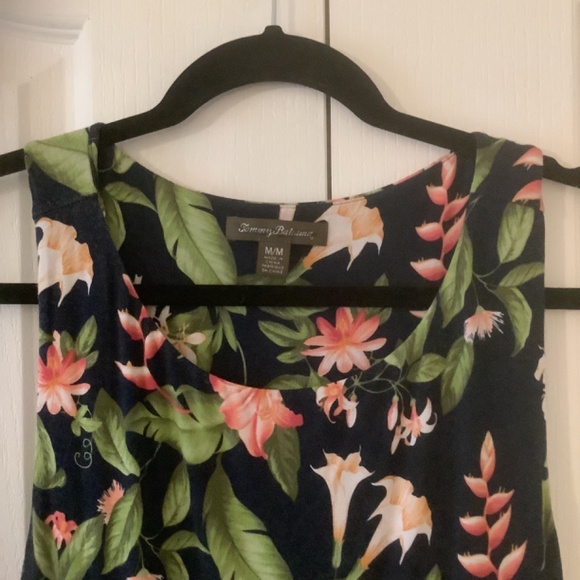 Tommy Bahama - Picture 2 of 3